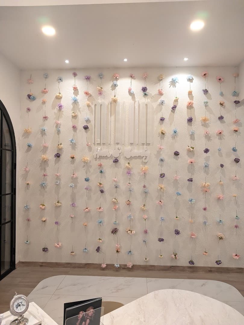 Analyzed image 8 for interior